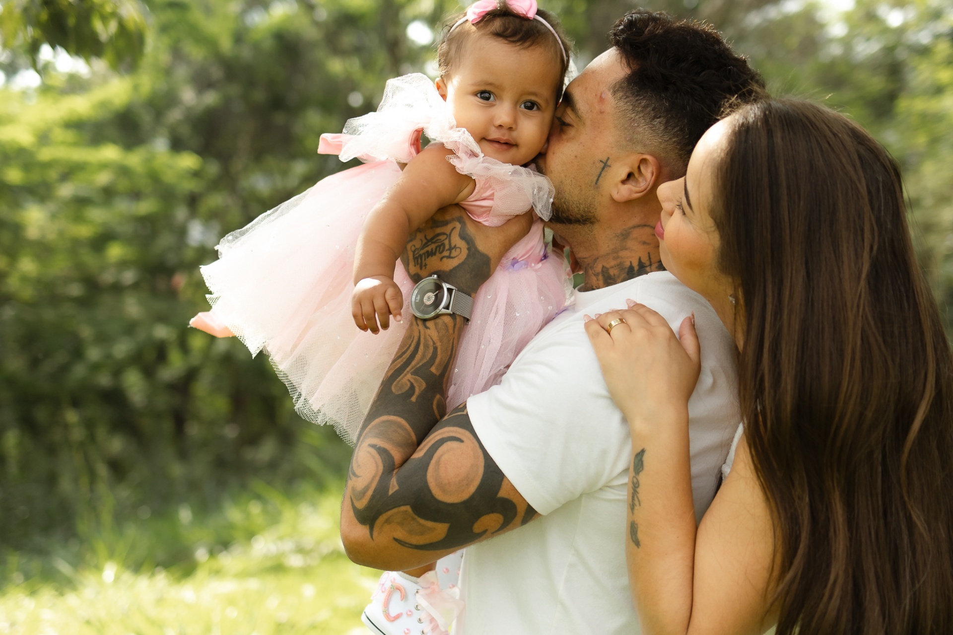 Papai beijando Chloe